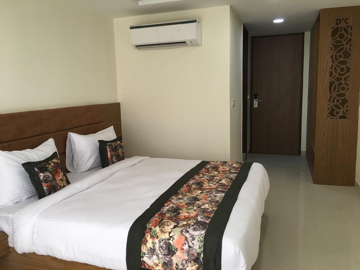 Hotel Airport D'Capitol Új-Delhi Kültér fotó