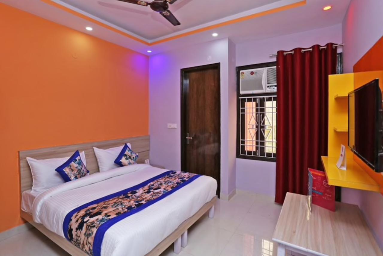 Hotel Airport D'Capitol Új-Delhi Kültér fotó