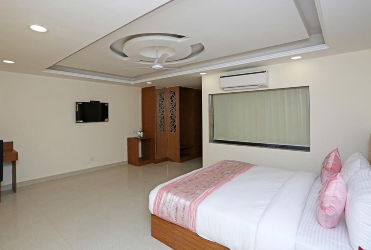 Hotel Airport D'Capitol Új-Delhi Kültér fotó