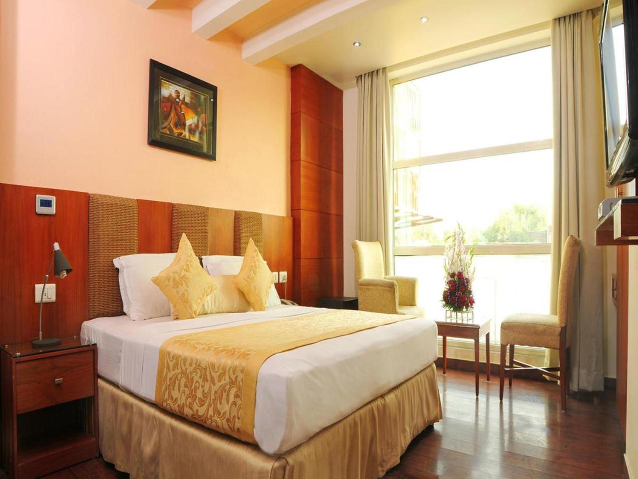 Hotel Airport D'Capitol Új-Delhi Kültér fotó
