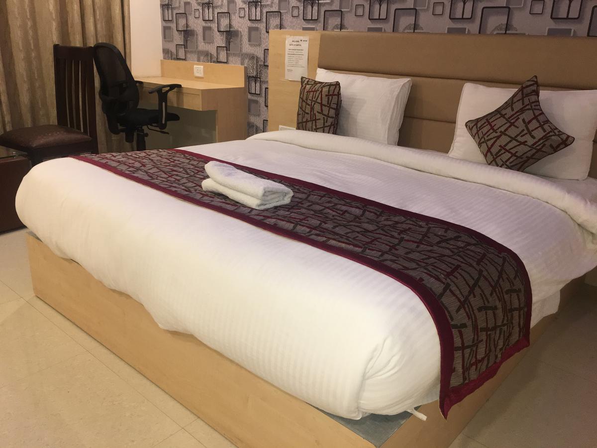 Hotel Airport D'Capitol Új-Delhi Kültér fotó